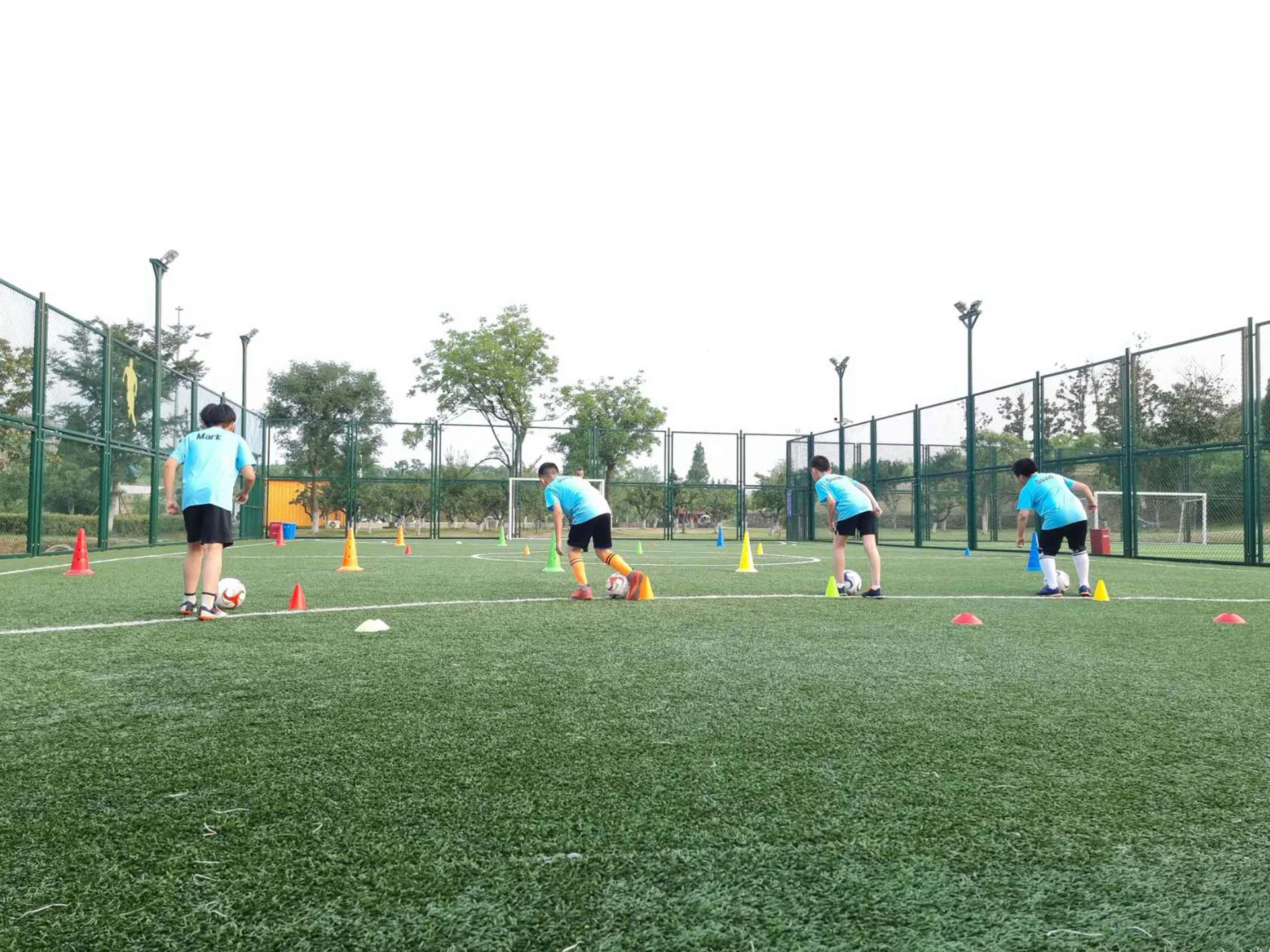 AIFA 1-1